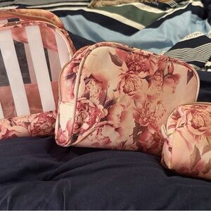 Floral Pink Cosmetic Bag Set